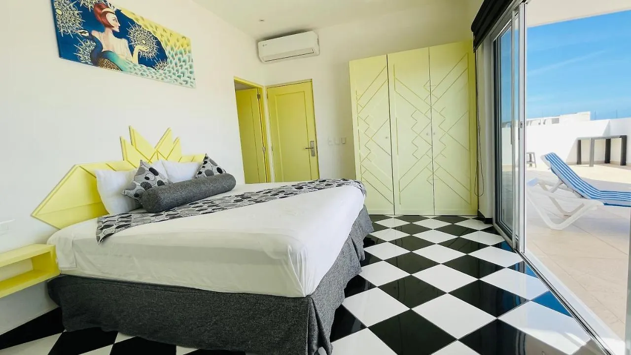 Pavo Real City - Playa del Carmen Hotel