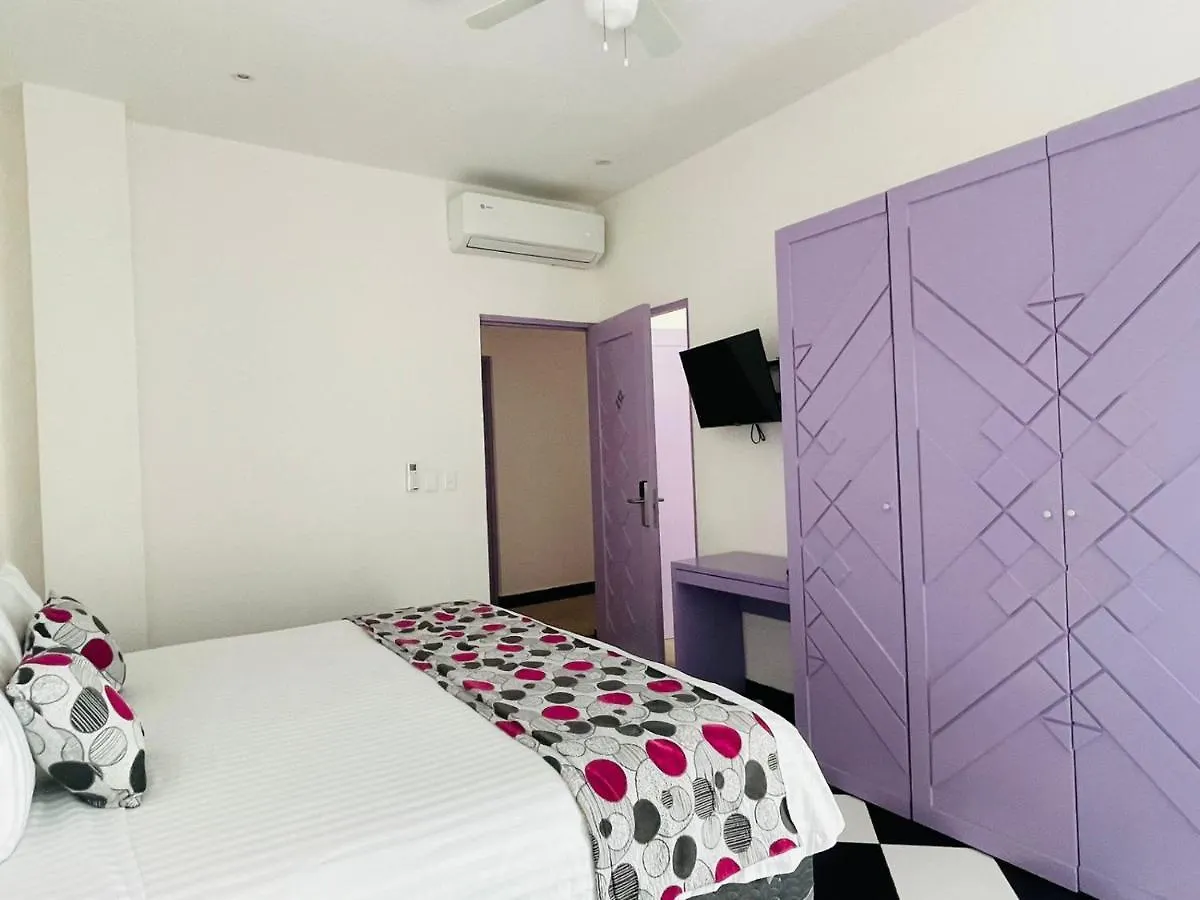 Hotel Winday A 4 Calles De La 5A Avenida Playa del Carmen