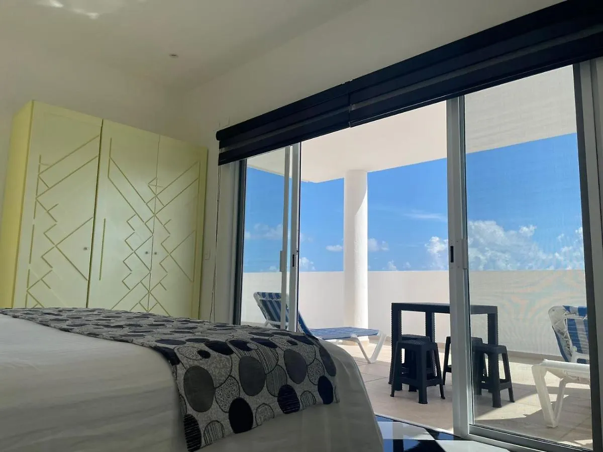 Hotel Winday A 4 Calles De La 5A Avenida Playa del Carmen 3*,  Mexico