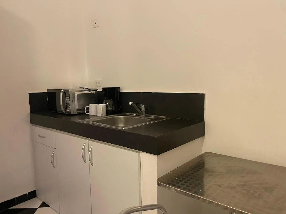 Hotel Winday A 4 Calles De La 5A Avenida Playa del Carmen